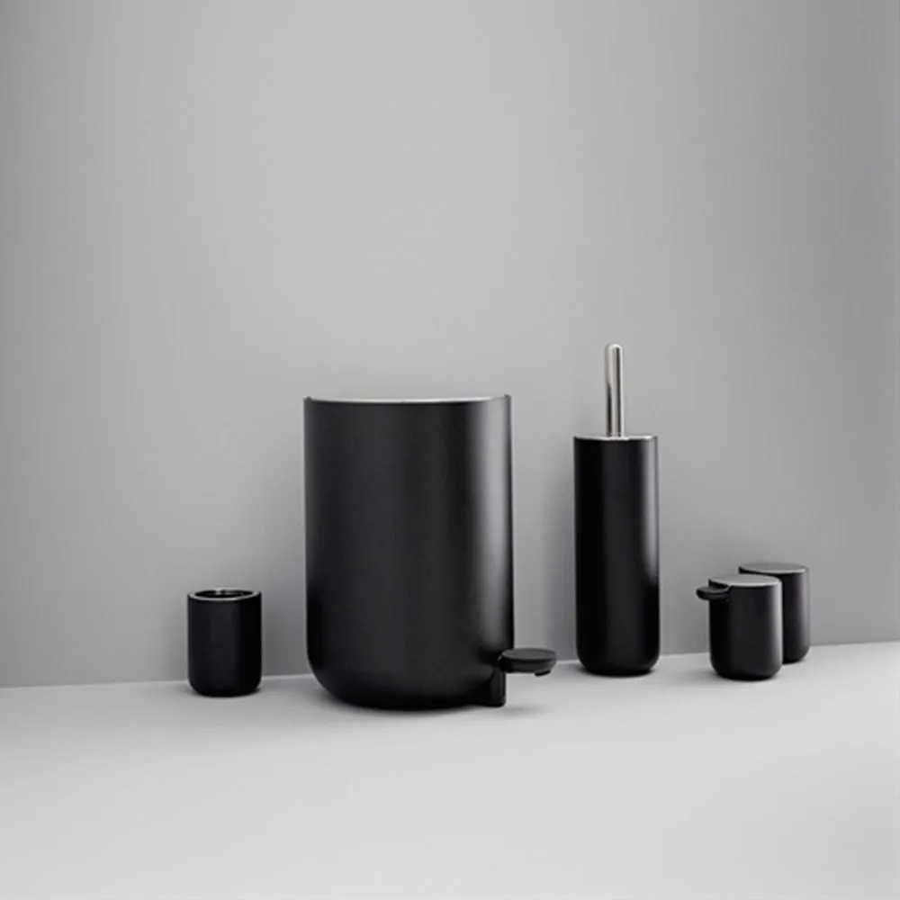 audo copenhagen (menu) | norm soap dispenser | matte black ~ DC