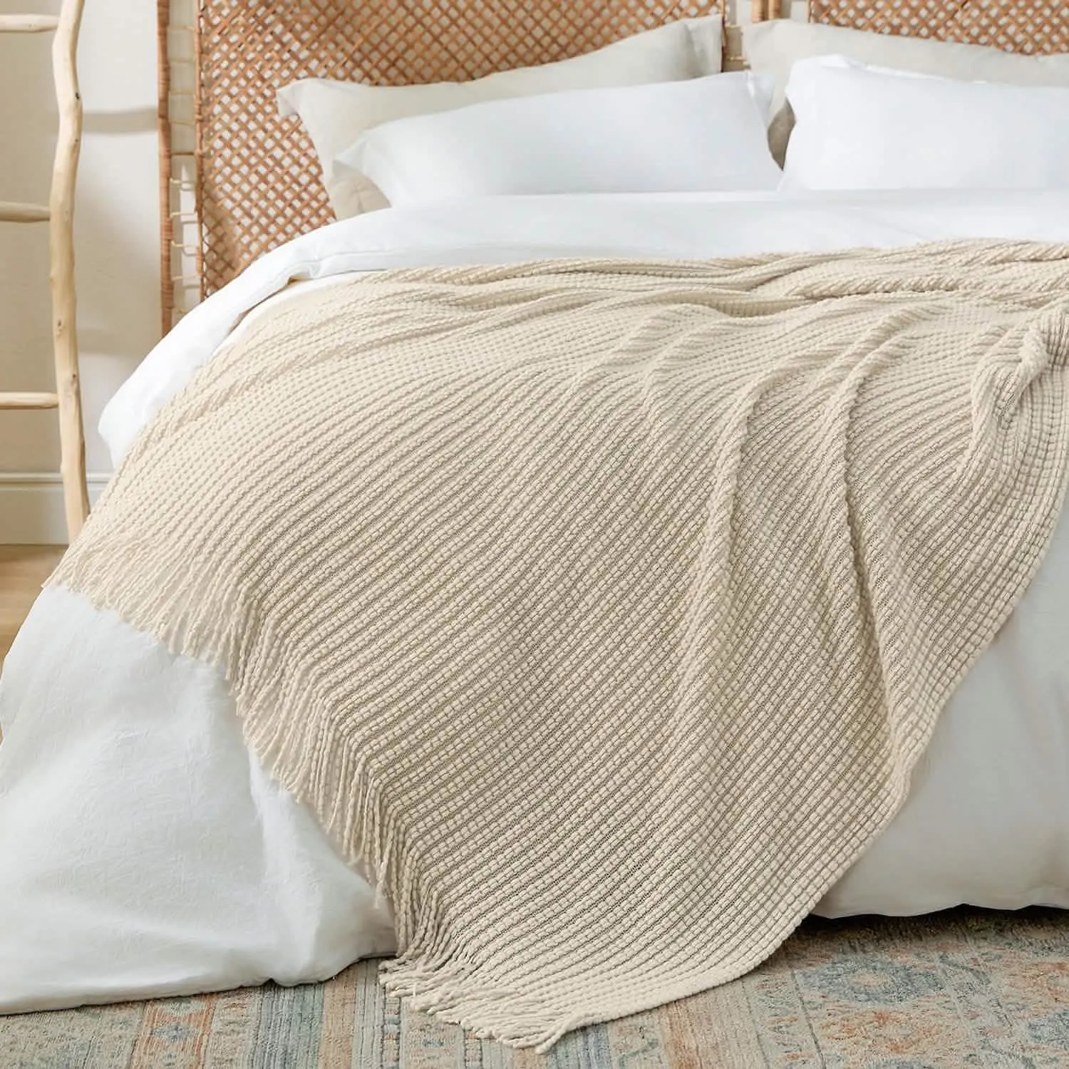 Bedsure Decorative Woven Throw Blanket