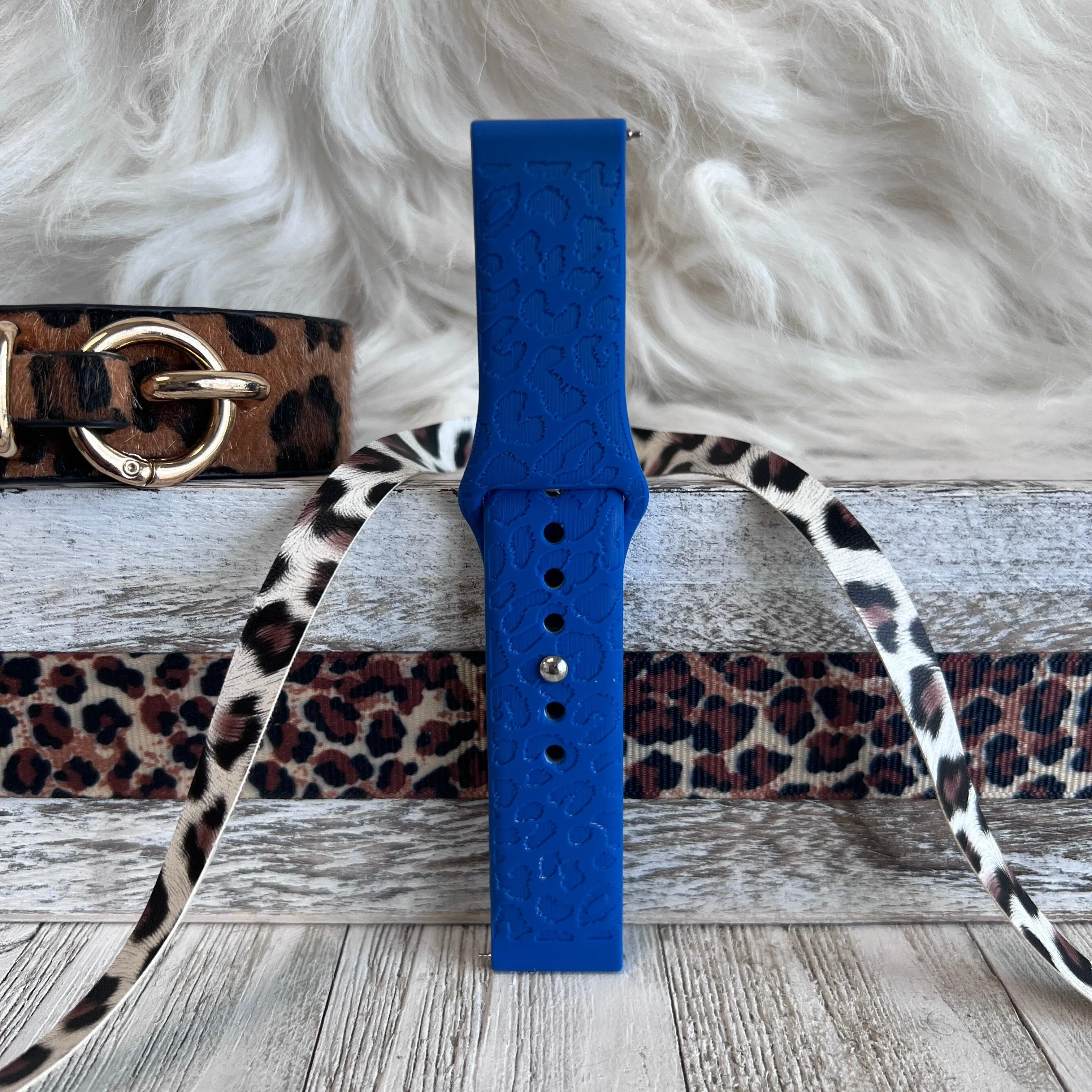 Engraved Blue Leopard Silicone Band For Samsung Watch