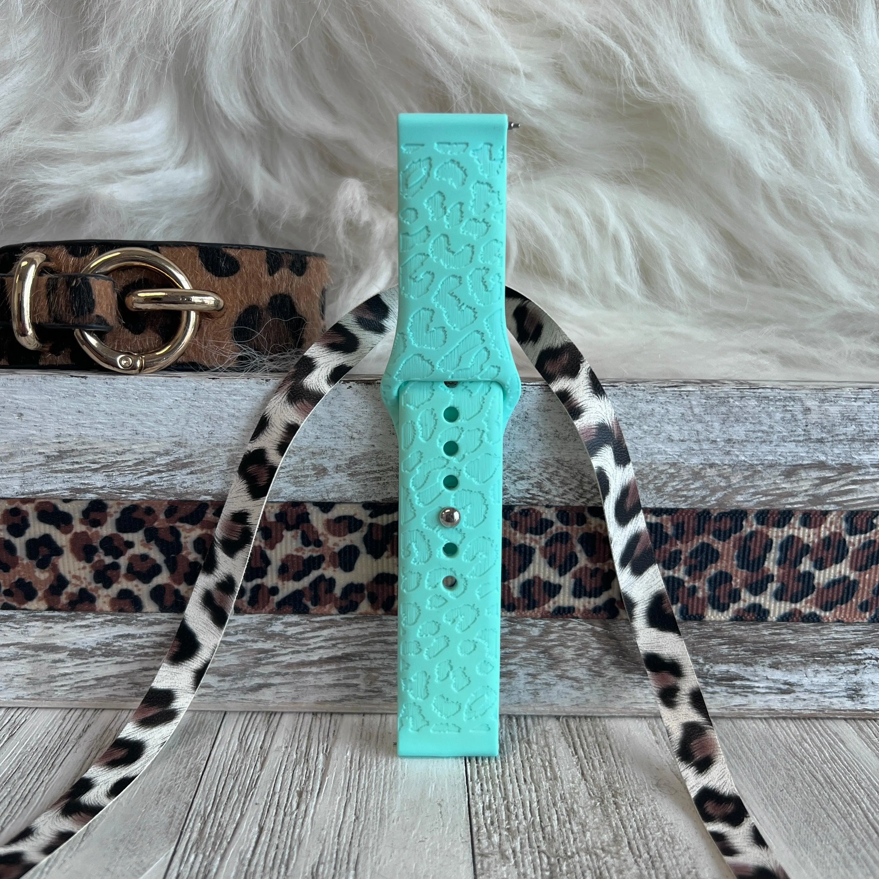 Engraved Mint Green Leopard Silicone Band For Samsung Watch