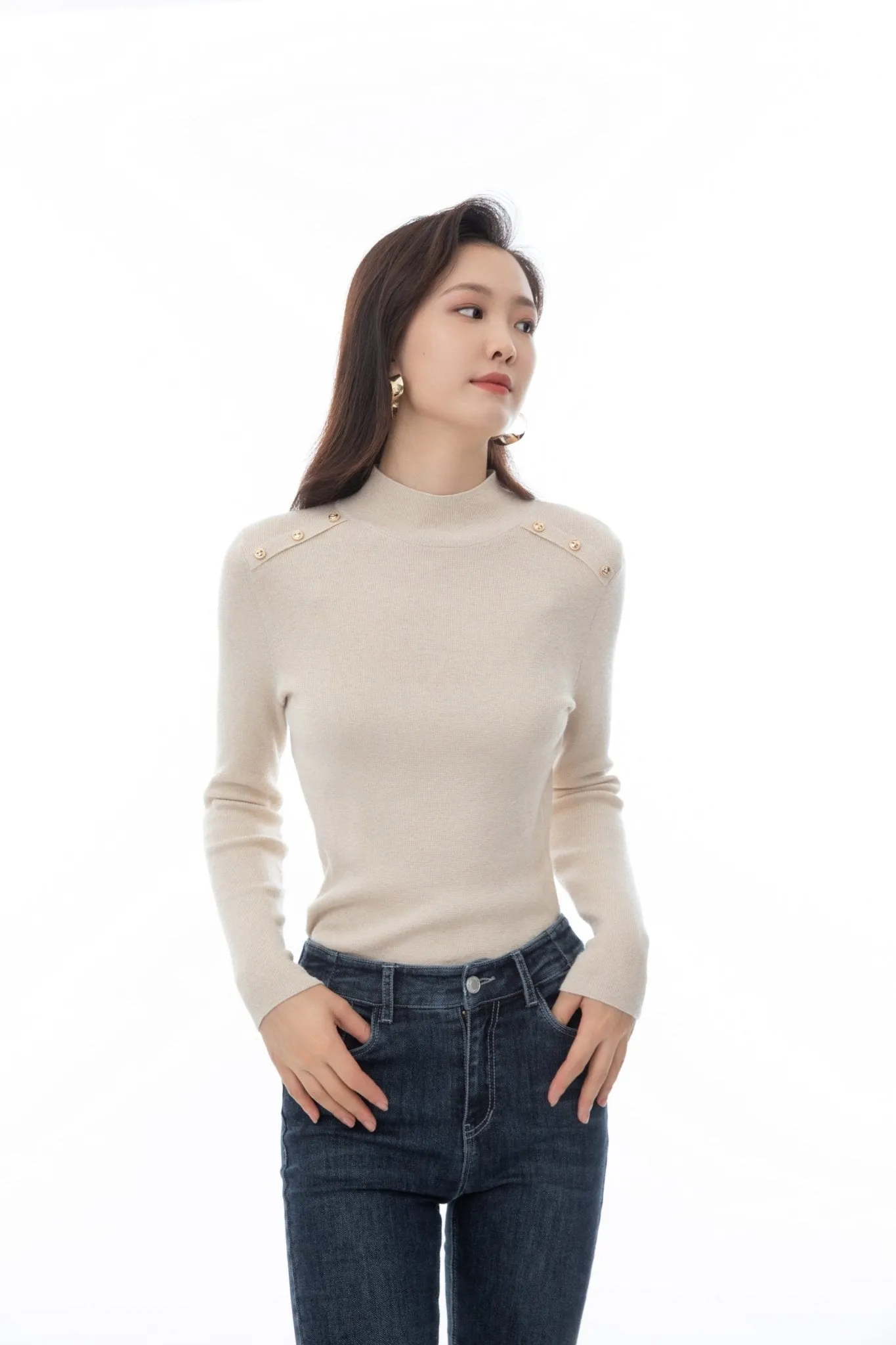 Morganite Golden Thread Sweater