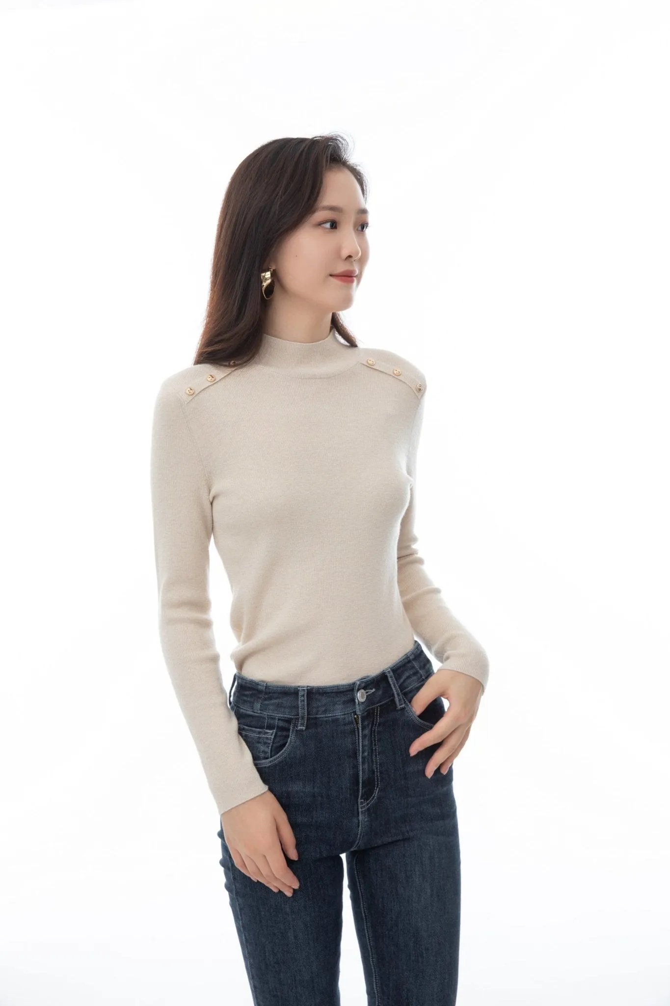 Morganite Golden Thread Sweater