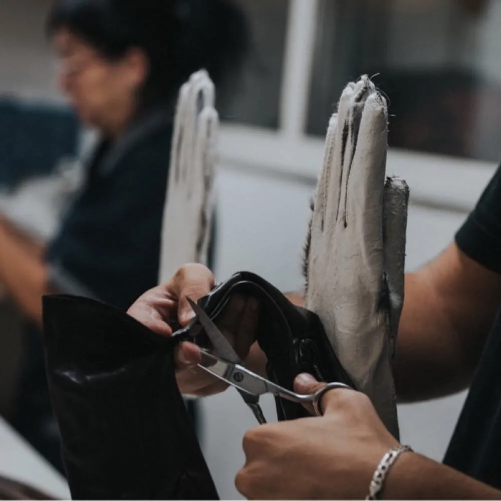 Sofia (brown) - Italian lambskin leather gloves with silk lining