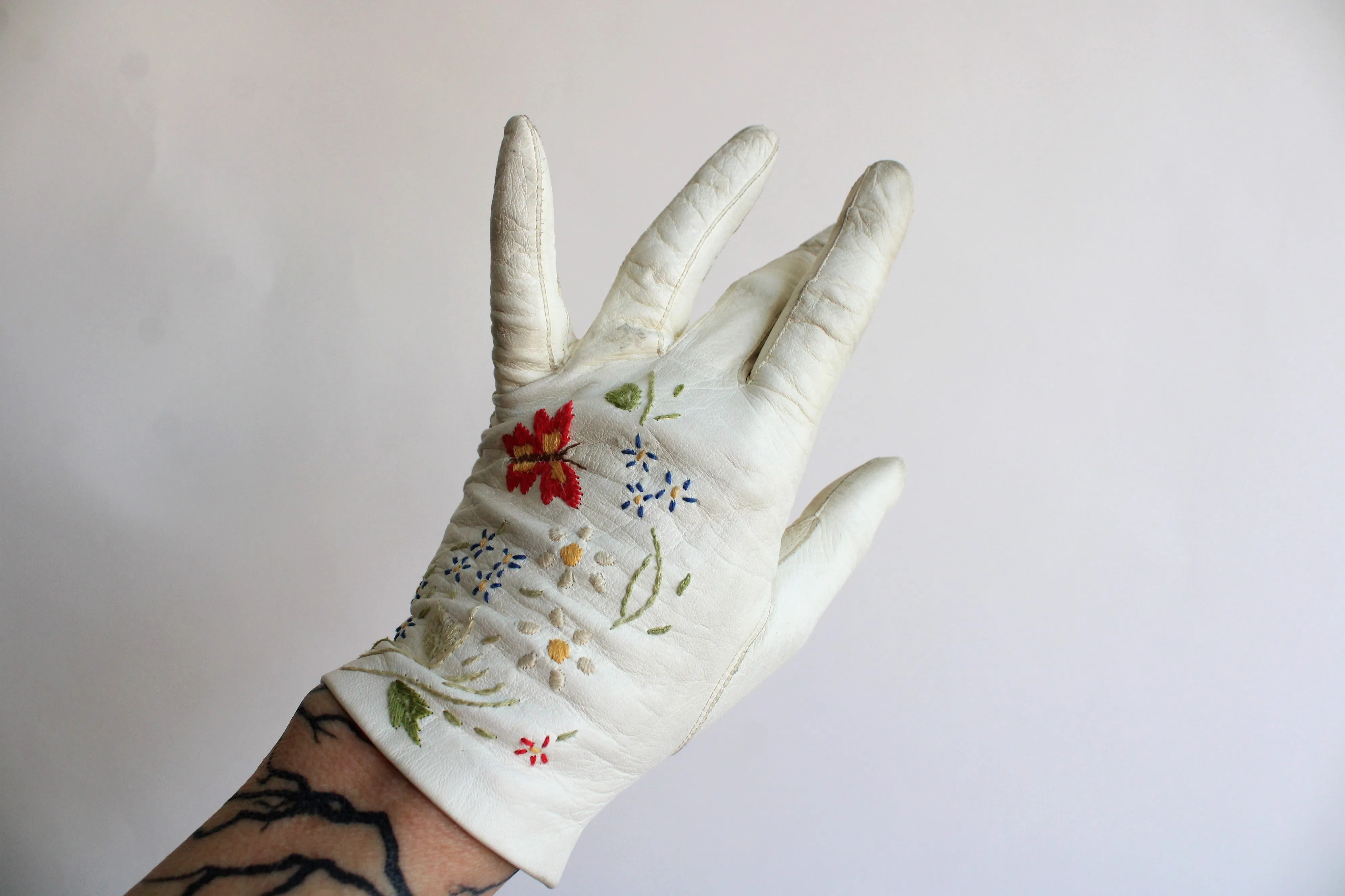 Vintage Butterfly Embroidered Leather Gloves